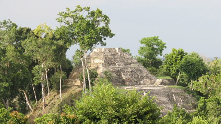 Del paraíso maya a los livings de España